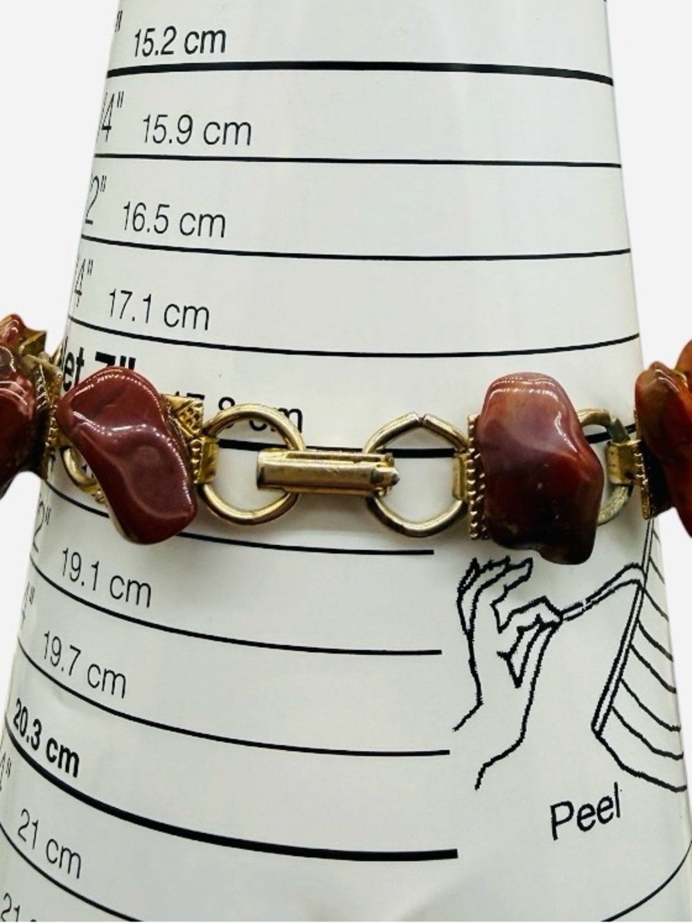 Vintage Carnelian Agate Stone Gold-Tone Textured Link Bracelet - Picture 4 of 9